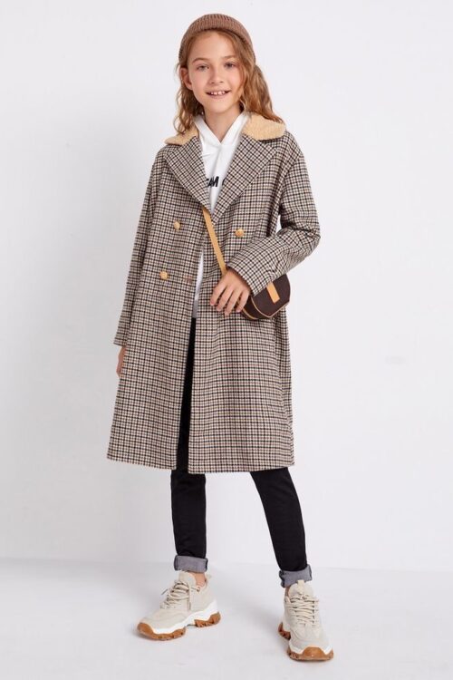 Manteau en laine avec col en fausse fourrure